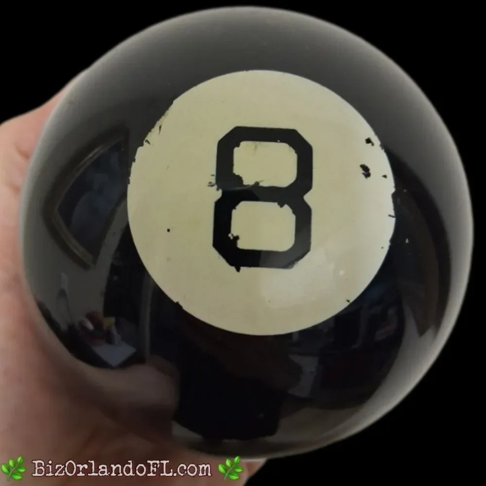 VINTAGE: Classic Mattel 1186 Magic 8 Ball Novelty Toy ** FOR DISPLAY ONLY **